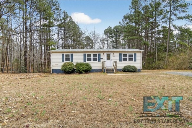 6036 Marengo Rd in La Crosse, VA - Building Photo - Building Photo