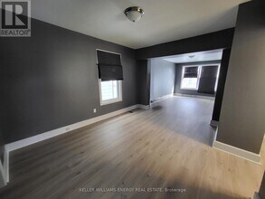 225 Gibbons St in Oshawa, ON - Building Photo - Building Photo