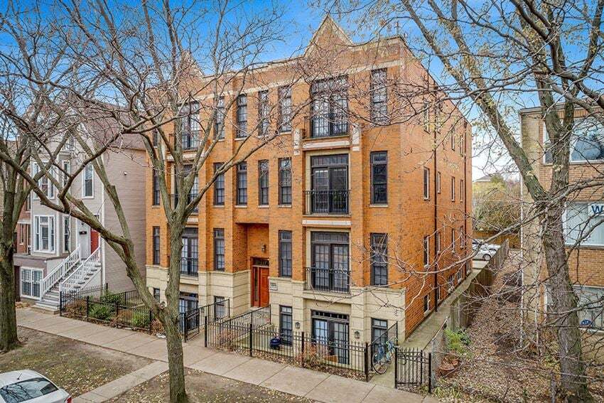 3112 N Racine Ave, Unit 3N in Chicago, IL - Building Photo