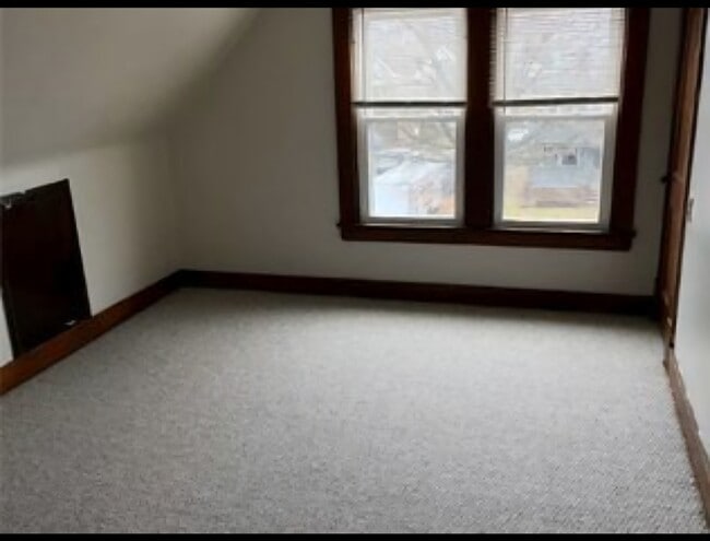 1304 W 102nd St, Unit 3rd floor