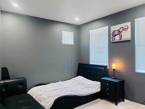 1341 Dolomite Way in San Marcos, CA - Building Photo - Building Photo