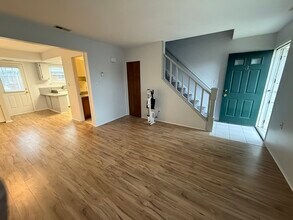 28838 Pardo St, Unit 3 in Garden City, MI - Building Photo - Building Photo