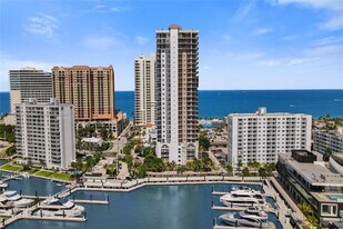 100 S Birch Rd in Fort Lauderdale, FL - Building Photo