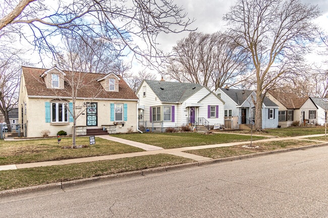 Apartments for rent in Robbinsdale, MN