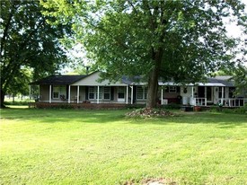 187-191 Portville Ceres Rd in Portville, NY - Building Photo