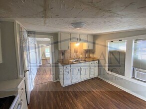 711 W 33rd St in North Little Rock, AR - Building Photo - Building Photo