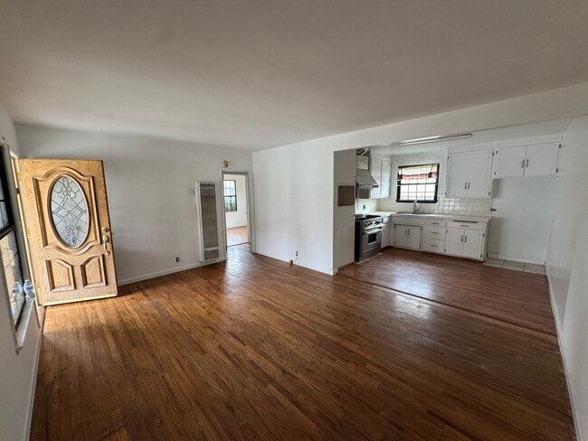 5427 Bridgeview Ave, Unit 5427 Bridgeview Ave in Pico Rivera, CA - Building Photo - Building Photo