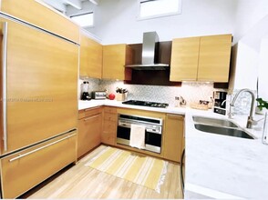 5520 SW 80th St in Miami, FL - Building Photo - Building Photo