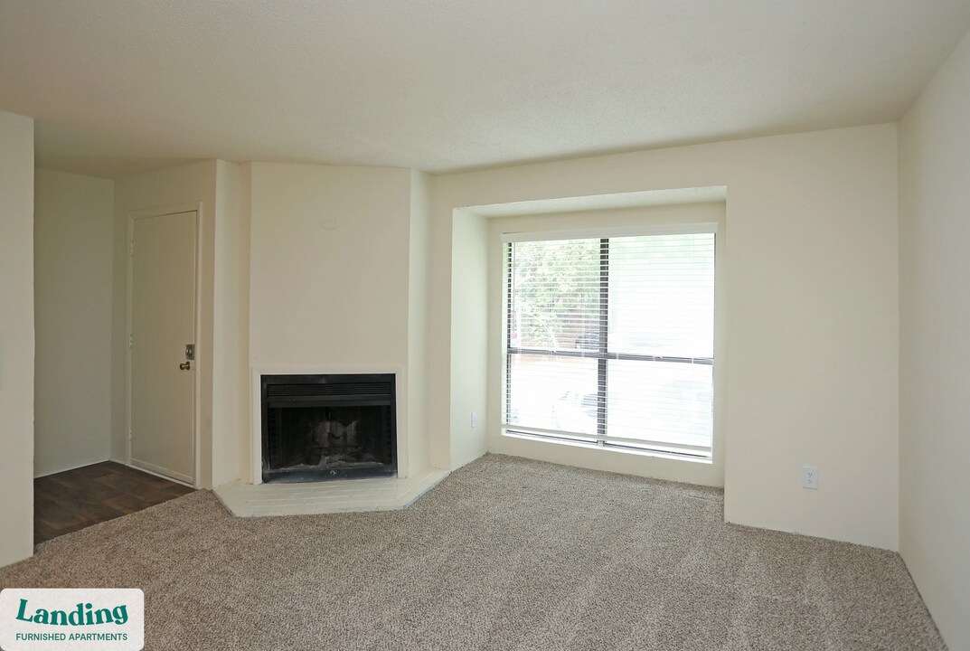 2030 Northcliffe Dr in Winston-Salem, NC - Building Photo