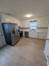 5159 Ponderosa Dr in Conover, NC - Building Photo - Building Photo