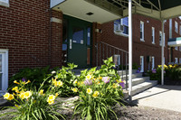 Cedar Glen in South Bend, IN - Building Photo - Building Photo