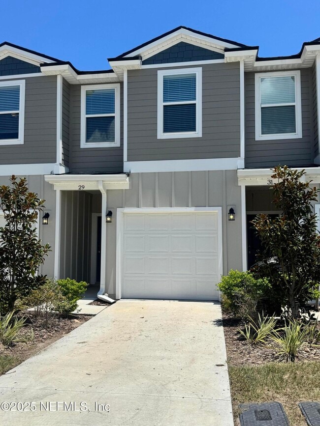 29 Pamplona Dr