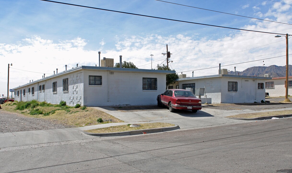 4408 Sunrise Ave in El Paso, TX - Foto de edificio