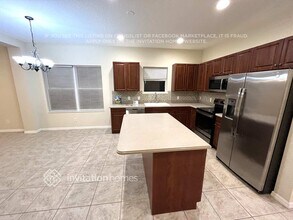 5006 Charles Partin Dr in Parrish, FL - Building Photo - Building Photo