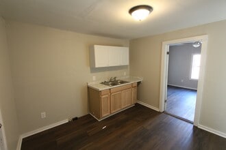 210 Berry St in Rock Hill, SC - Building Photo - Building Photo