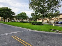 2501 NE 41st Pl in Homestead, FL - Foto de edificio - Building Photo