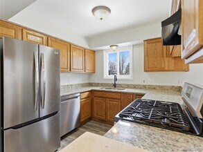 38301 Murdick Dr in New Baltimore, MI - Building Photo - Building Photo