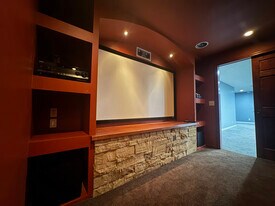 19005 Olive St in Omaha, NE - Building Photo