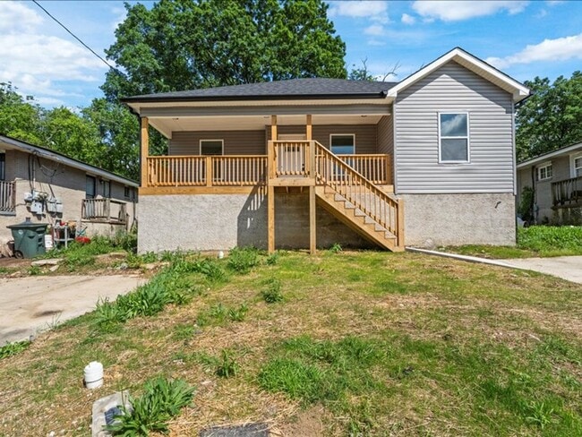 property at 870 Arlington Ave