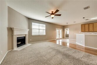 14601 Eaglemont Dr in Little Elm, TX - Foto de edificio - Building Photo