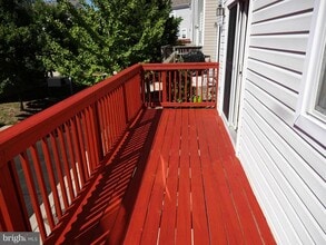 21836 Jarvis Square in Ashburn, VA - Building Photo - Building Photo