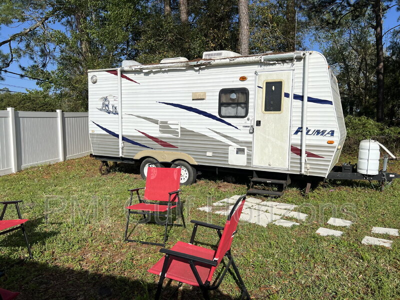 738 Carondelay Dr in Pensacola, FL - Building Photo
