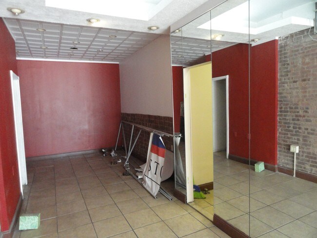 72-34 Austin St in Flushing, NY - Building Photo - Other