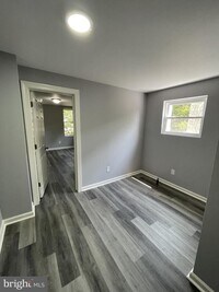 1527 S 27th St photo'