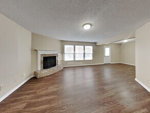 10935 Parker Dr in Indianapolis, IN - Building Photo - Building Photo