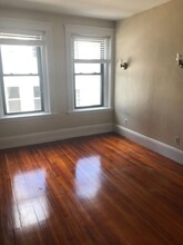 23 Linden Pl in Brookline, MA - Building Photo - Building Photo