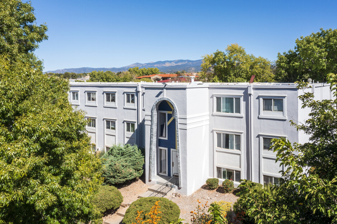 San Miguel Court in Santa Fe, NM - Building Photo