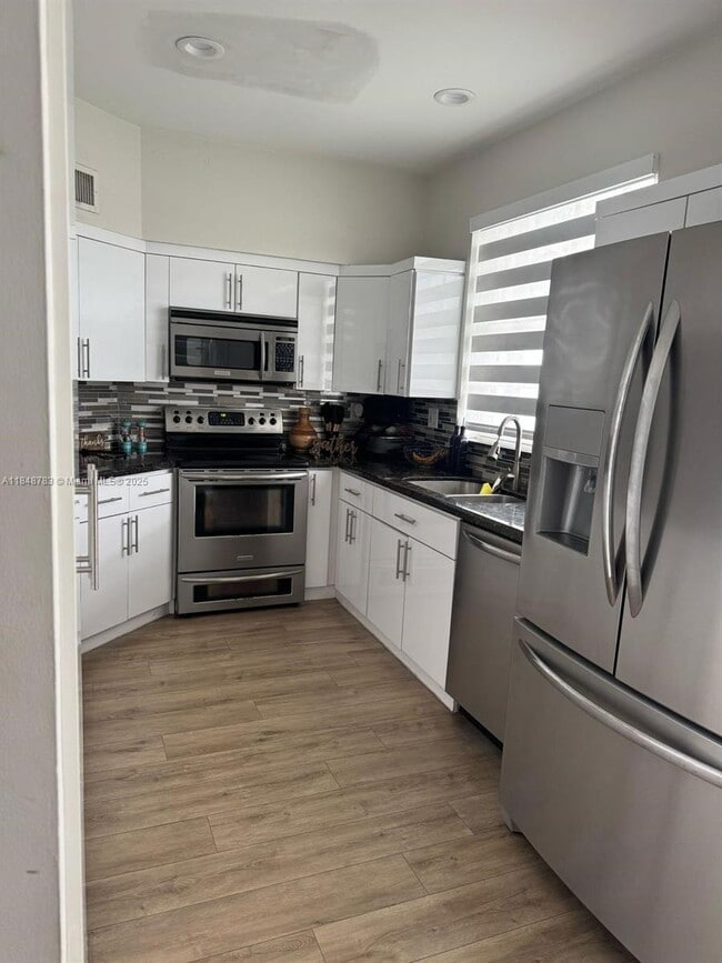 property at 14621 Balgowan Rd