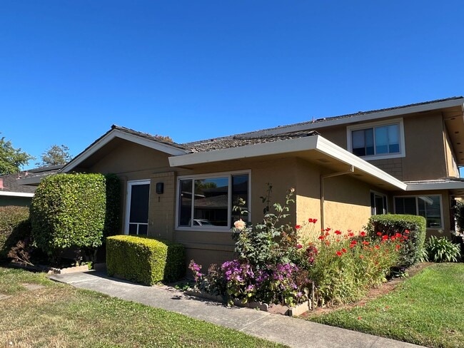 property at 4450 Diamond St