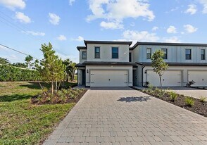 4364 Sonoma Oaks Wy in Naples, FL - Building Photo