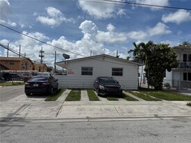 320 W 10th St, Unit 4 in Hialeah, FL - Building Photo