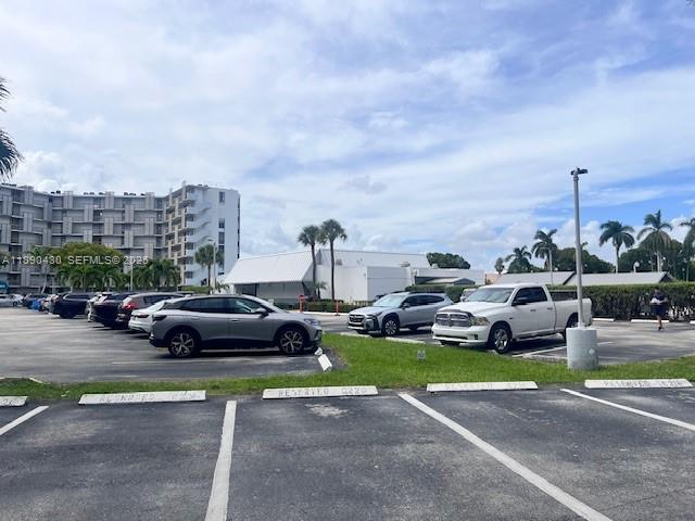 property at 3475 N Country Club Dr