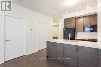 70-2970 Forest Manor Rd in Toronto, ON - Building Photo - Building Photo