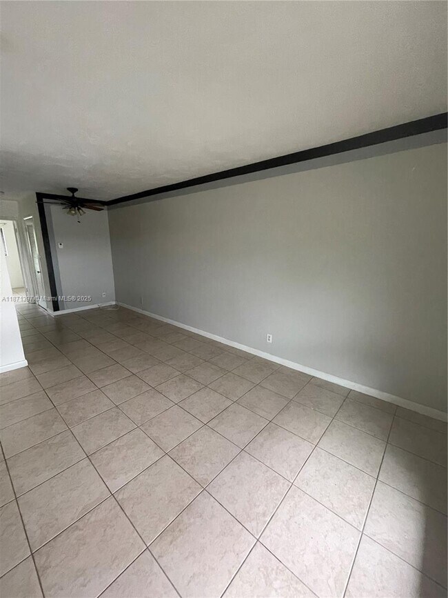 5910 NE 18th Ave in Fort Lauderdale, FL - Building Photo - Building Photo