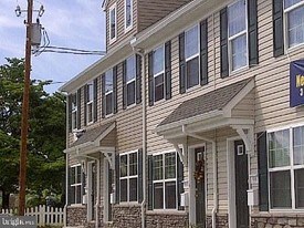 960 N George St in York, PA - Building Photo