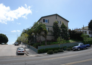 Golden Palms in San Diego, CA - Building Photo - Building Photo