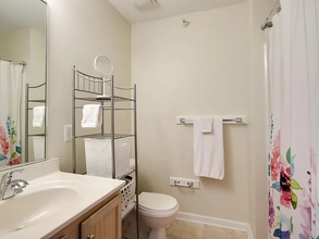 3000 Centennial Woods Dr in Raleigh, NC - Building Photo - Building Photo