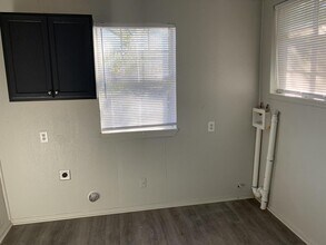 3633 Mistletoe Ave in Del City, OK - Building Photo - Building Photo