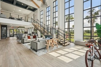 The Crossing at Palm Aire in Sarasota, FL - Building Photo - Building Photo