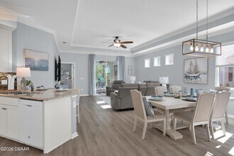 310 Coral Reef Way in Daytona Beach, FL - Building Photo - Building Photo