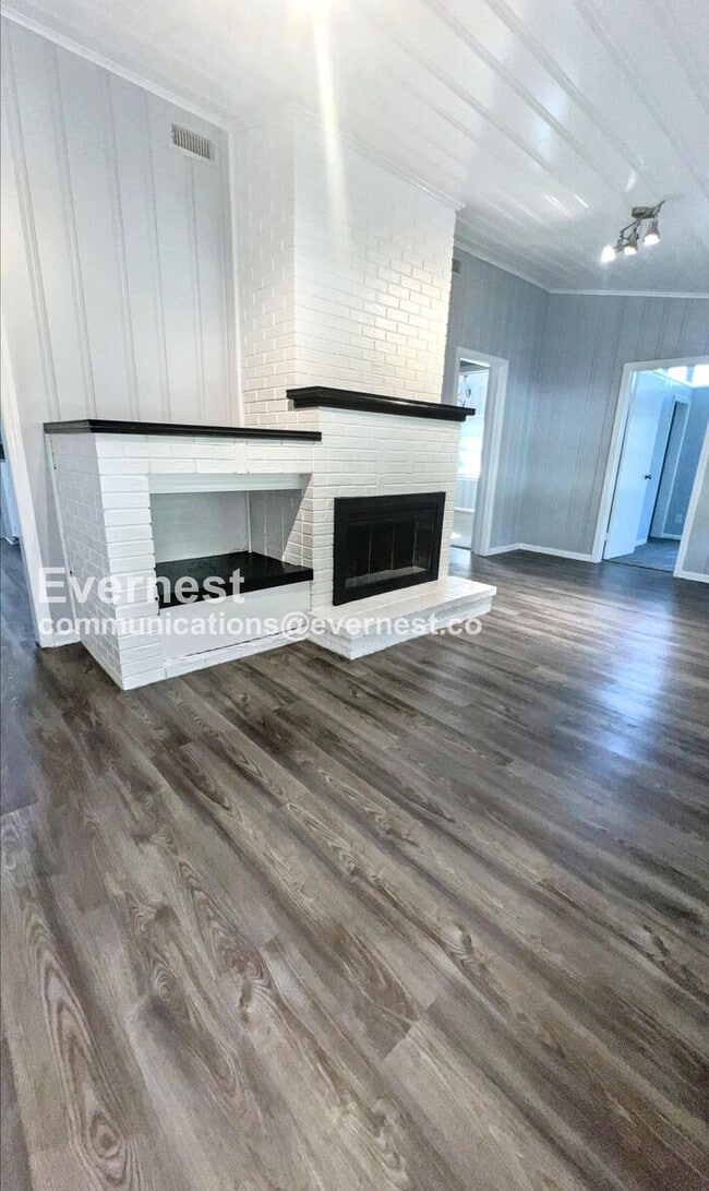 6603 Hardy Ave in Raytown, MO - Building Photo - Building Photo