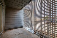 9025 Rue Cambon St photo'