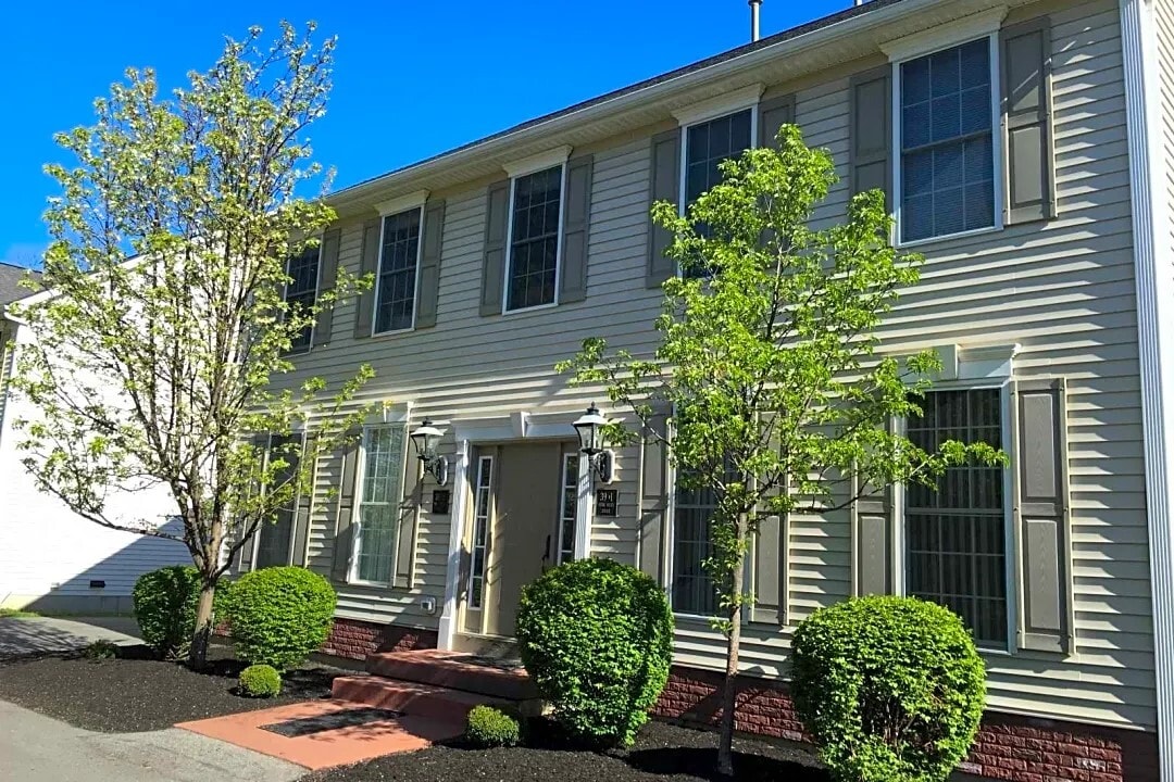 Sean Riley Apartments in Getzville, NY - Foto de edificio