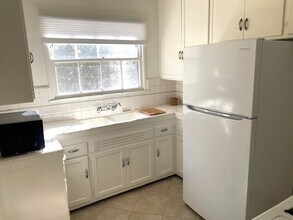 1267 Devon Ave, Unit 1267 in Los Angeles, CA - Building Photo - Building Photo