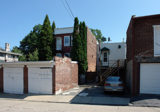 417-421 W Walnut St in Allentown, PA - Foto de edificio - Building Photo