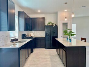 314 Ashby Dr in Hutto, TX - Building Photo - Building Photo